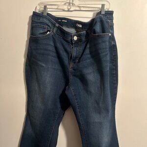 EVRI 5 pocket bootcut denim jeans, size 18WS